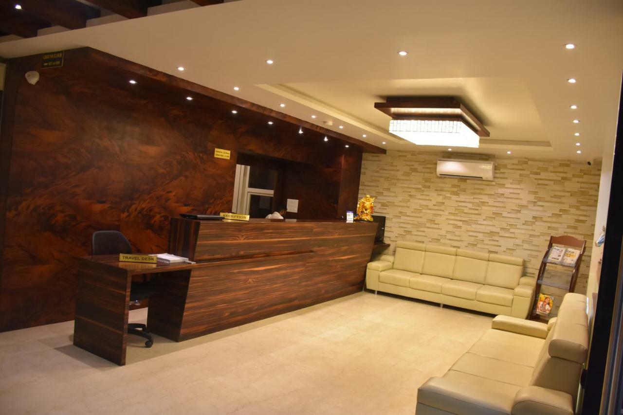 Heritage Inn Мисор Екстериор снимка