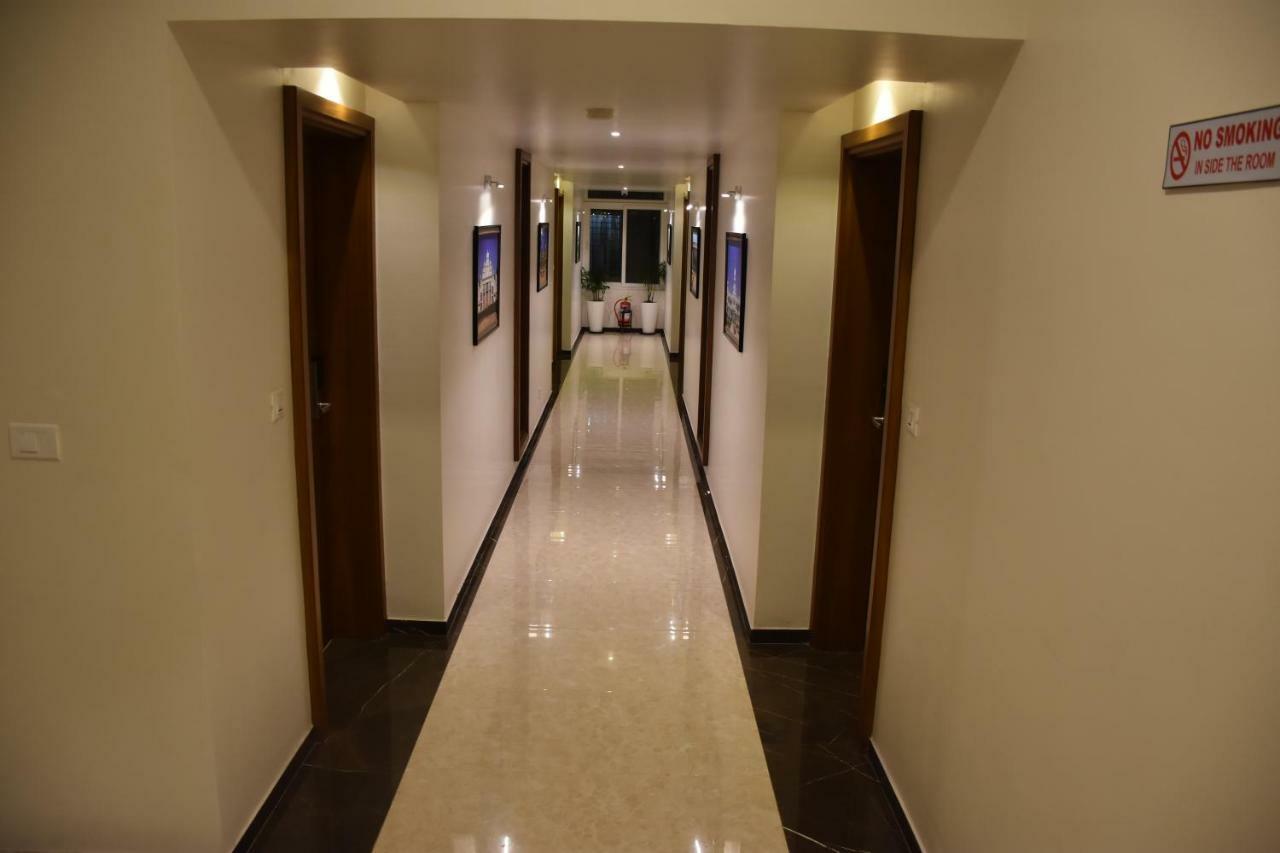 Heritage Inn Мисор Екстериор снимка